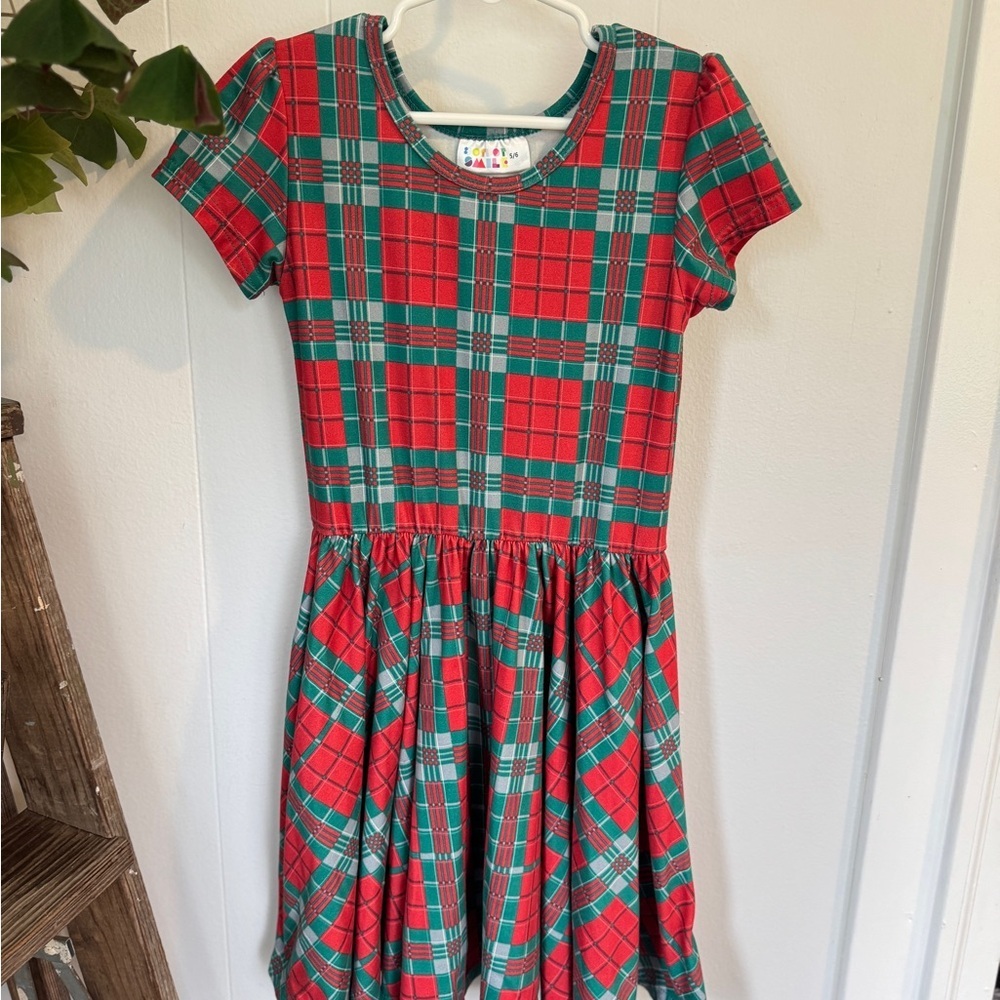 🎄 Holiday Plaid Twirl Dress 5/6 ✨ - Picture 6 of 6